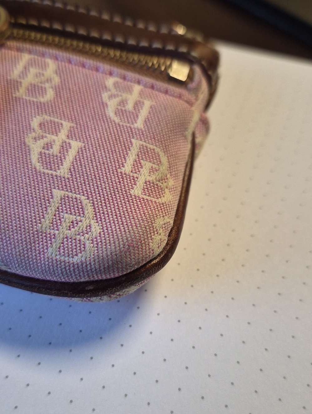 Dooney & Bourke Leather & Canvas Pouch/Wallet - Picture 11 of 13